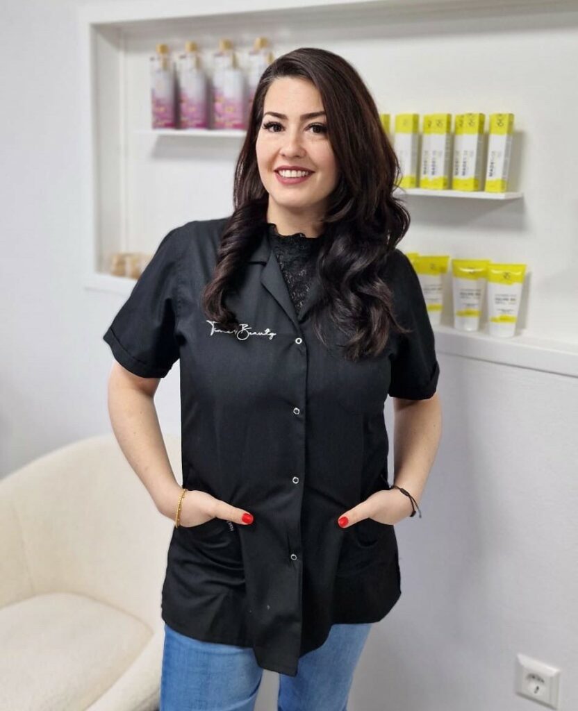 Leyla - Eigenaar Time4Beauty